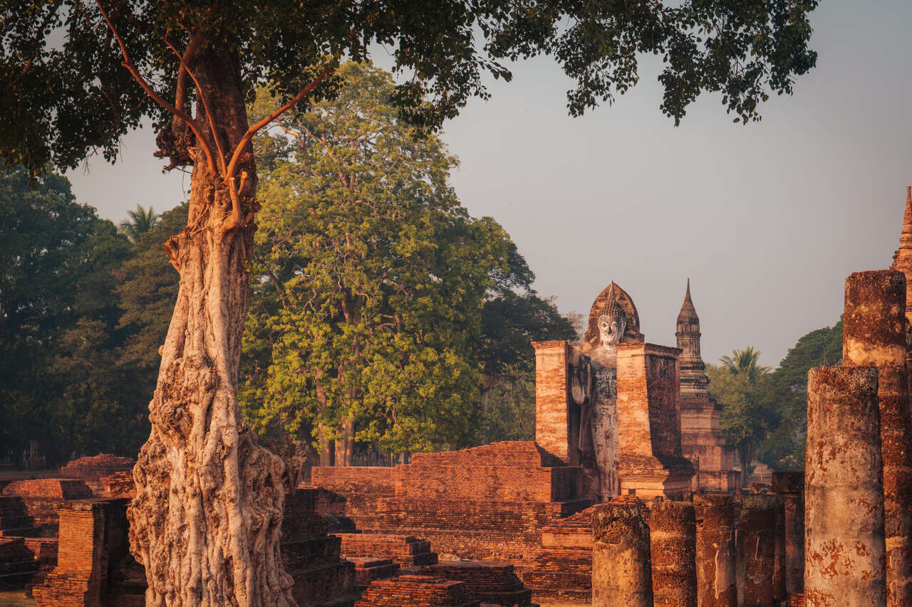 Immerse in Sukhothai’s vibrant cultural heritage
